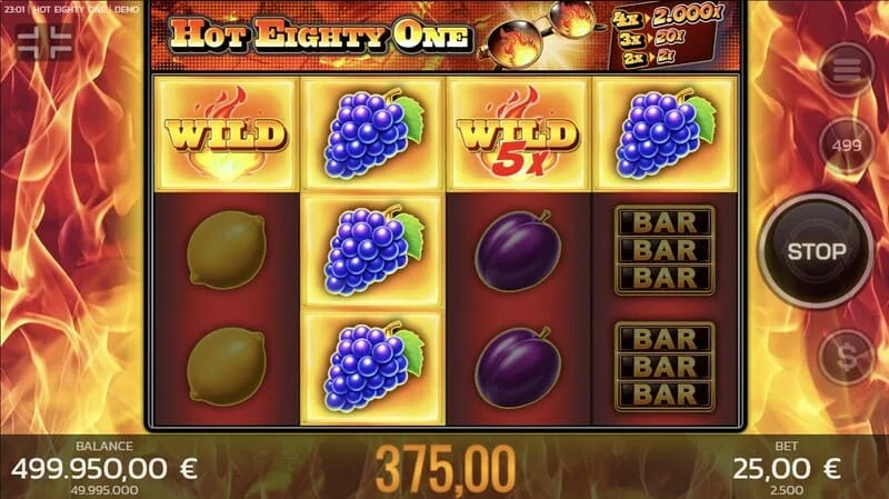 Hot Eighty One - sesi utama, gulungan dengan taruhan dan panel kontrol